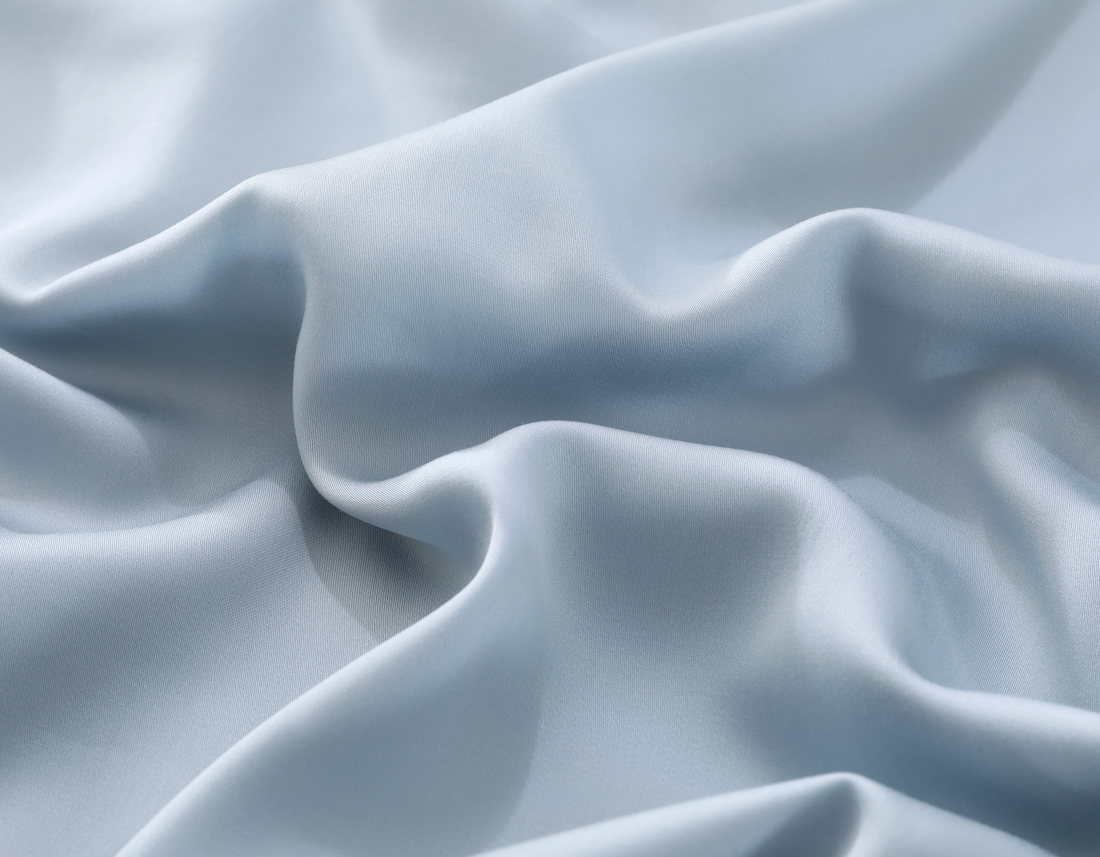 TENCEL™ vs. Cotton vs. Silk: The Ultimate Night Sweat Solution